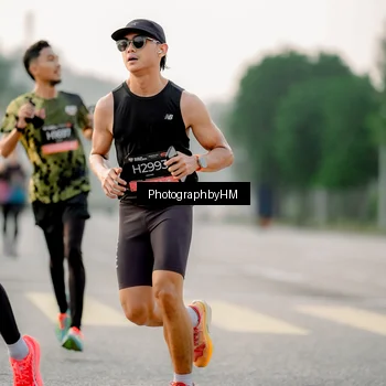 Runner Photo 6663411