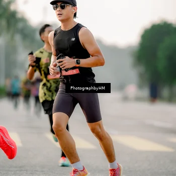 Runner Photo 6663413