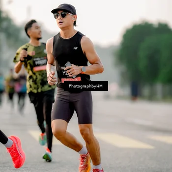 Runner Photo 6663414