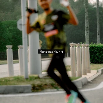Runner Photo 6663422