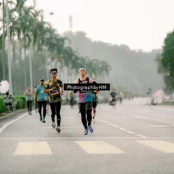 Runner Photo 6663428