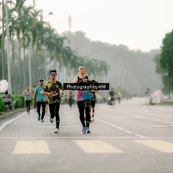 Runner Photo 6663429