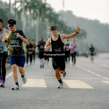 Runner Photo 6663434