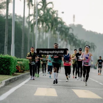 Runner Photo 6663444