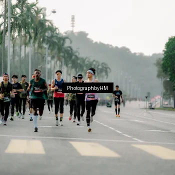 Runner Photo 6663445