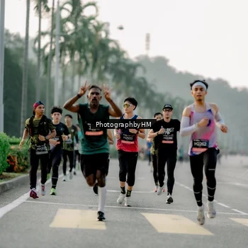Runner Photo 6663455