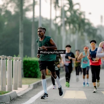 Runner Photo 6663464