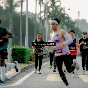 Runner Photo 6663467