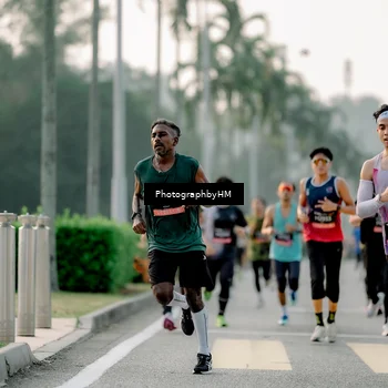 Runner Photo 6663471