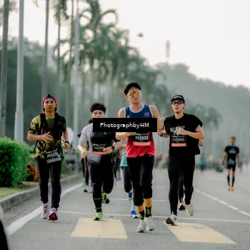 Runner Photo 6663473