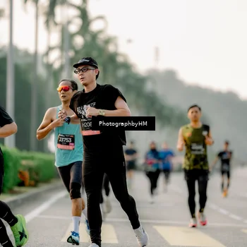 Runner Photo 6663486