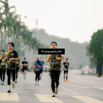 Runner Photo 6663490