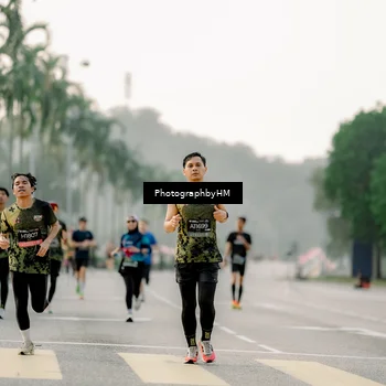 Runner Photo 6663494