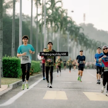 Runner Photo 6663505
