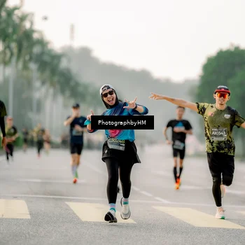Runner Photo 6663509