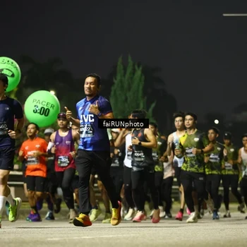 Runner Photo 6663529
