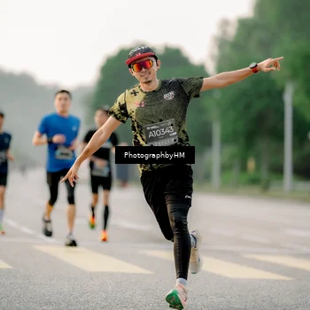 Runner Photo 6663545
