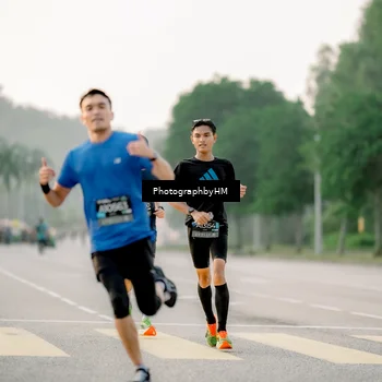 Runner Photo 6663548
