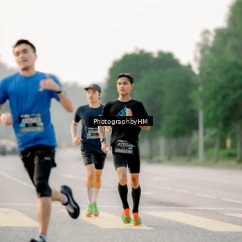 Runner Photo 6663552