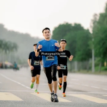 Runner Photo 6663553