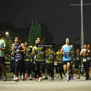Runner Photo 6663557
