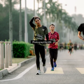 Runner Photo 6663563