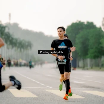 Runner Photo 6663564