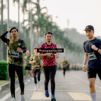 Runner Photo 6663566
