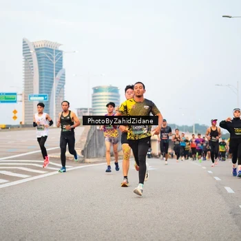 Runner Photo 6663581