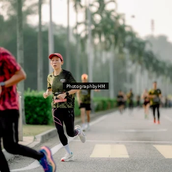 Runner Photo 6663591