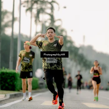 Runner Photo 6663600
