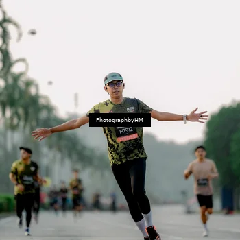 Runner Photo 6663672