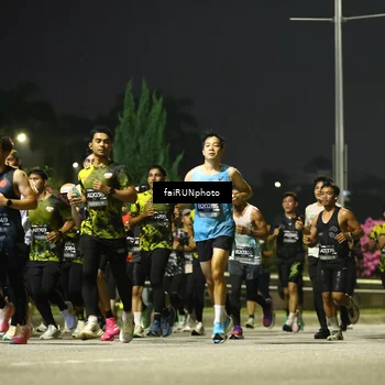 Runner Photo 6663674