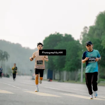 Runner Photo 6663690