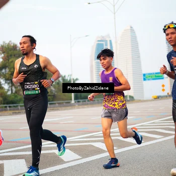 Runner Photo 6663693