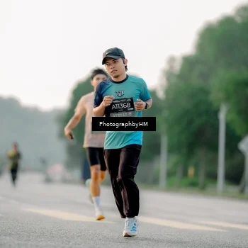 Runner Photo 6663698