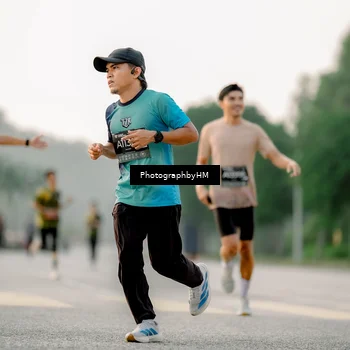 Runner Photo 6663700