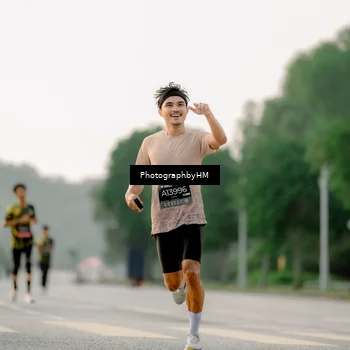 Runner Photo 6663705