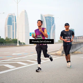 Runner Photo 6663713