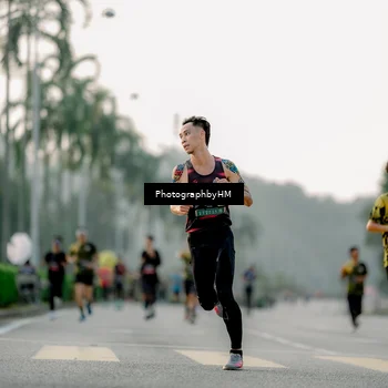 Runner Photo 6663736