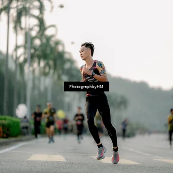 Runner Photo 6663737