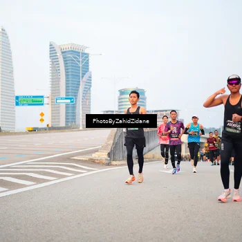 Runner Photo 6663738