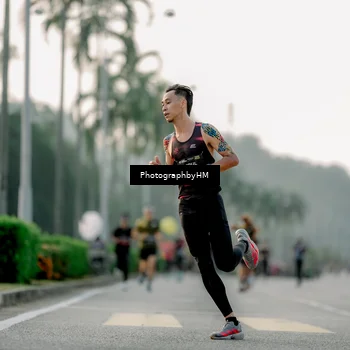 Runner Photo 6663745