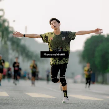 Runner Photo 6663752