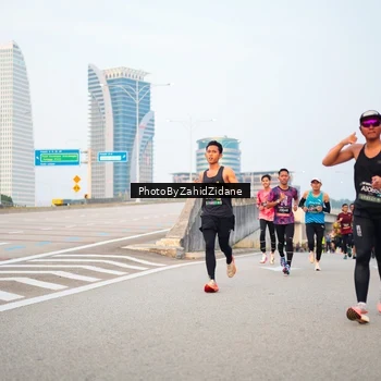Runner Photo 6663758
