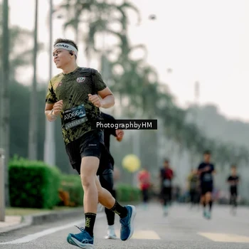 Runner Photo 6663768