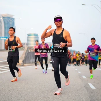 Runner Photo 6663788