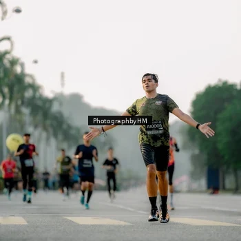 Runner Photo 6663794