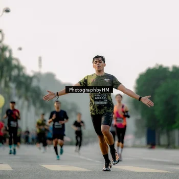 Runner Photo 6663795