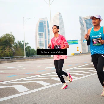 Runner Photo 6663811